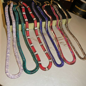 Kalung Pola Bentuk Ular Trendi Rantai Tulang Selangka Aksesori <span class=keywords><strong>Retro</strong></span> Unik yang Dipersonalisasi - Product Image 2
