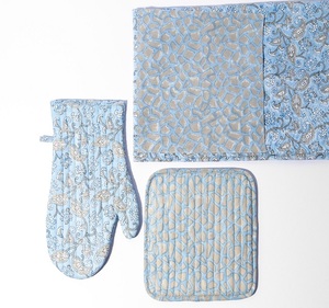 100% Cotton <b>Baking</b> <b>Set</b> with Apron Gloves and Pot Holder Kitchen Apron Adjustable Custom for Wholesale Price - Product Image 4