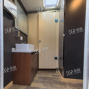 Remorque de toilettes chimiques portables de luxe personnalisée pour salle de bain, douche extérieure et toilettes VIP mobiles - Product Image 2