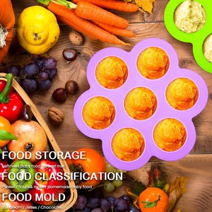 Molde de silicona apilable y reutilizable para cubitos de hielo con tapa, apto para alimentos, para leche de bebé, frutas y alimentación con paleta. - Product Image 4