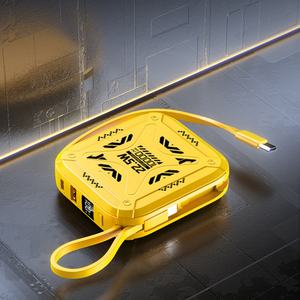 Mini Banco de Energía de Alta Capacidad de 10000 mAh y 22.5 W con Salida Tipo C, Pantalla Digital y Cables para Teléfonos - Product Image 4