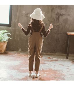 Petits articles à succès pour enfants : T-shirt et pantalon imprimés kaki marron pour fille - Product Image 3