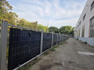 Solar System Vertical Panels - Fence with Mounting <b>Bracket</b>/Mounting for Home PV Farms - Product Image 3
