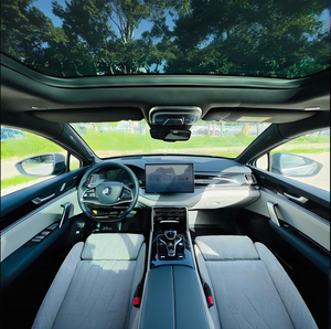 Yüksek performanslı elektrikli SUV | 600 + mil aralığı | Hızlı şarj | Sıfır emisyonlar | Akıllı bağlantı | Üstün kalite - Product Image 3