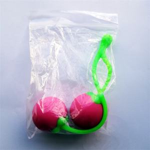 Vibratore palla Kegel in Silicone per donne adulte esercizio Vagina stringendo palle Kegel Color ciliegia - Product Image 6