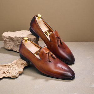 Zapatos de Vestir de Cuero Vacuno Genuino para Caballero, Hechos a Mano, con Diseño de Borlas y Estilo Slip-on - Product Image 2