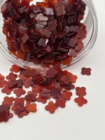 Vente en gros à Dubaï de perles en forme de fleur rouge naturelle, pierre d'agate, turquoise, perle à double tranche traitée thermiquement, pierres précieuses en vrac pour bijoux
