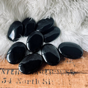 Pierre de palmier en obsidienne noire - Product Image 3