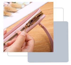 <span class=keywords><strong>Portafoglio</strong></span> lungo da <span class=keywords><strong>donna</strong></span> di <span class=keywords><strong>grande</strong></span> capacità con braccialetto, custodia per telefono a <span class=keywords><strong>portafoglio</strong></span> in <span class=keywords><strong>pelle</strong></span> sintetica a tre colori per <span class=keywords><strong>donna</strong></span> - Product Image 6