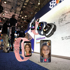 Reloj Inteligente con Pantalla Táctil IPS Cuadrada, Resistente al Agua IP67, con SIM 4G para Niños, con GPS, Botón SOS, Monitor de Sueño, Videollamada y Cámara - Product Image 3