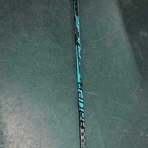 직접 도매 BN;Kingway 100% 탄소 섬유 시니어의 아이스 하키 스틱 사용자 정의 무게 및 사용자 정의 로고-신제품 - Product Image 3