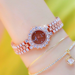 Montre de luxe à cadran en diamant et verre, mouvement à quartz, bracelet en alliage pour femme, affichage à aiguilles, boucle de bracelet, usage quotidien - Product Image 1