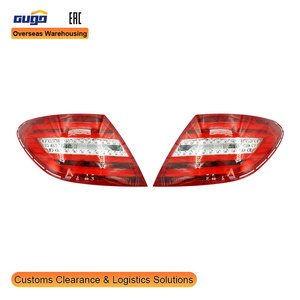 Ensemble <span class=keywords><strong>de</strong></span> <span class=keywords><strong>feux</strong></span> arrière GUGO W204 pour Mercedes Benz Classe C W204 2007 - 2014, remplacement des <span class=keywords><strong>feux</strong></span> arrière, des <span class=keywords><strong>feux</strong></span> stop - Product Image 1