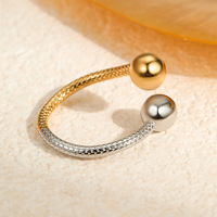 Nouvelle Arrivée Gaovo : Bagues Ouvertes Irrégulières Tendance à Trois Boules, Bicolores, Ajustables en Acier Titane – Bijoux de Mode
