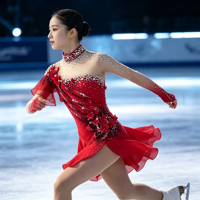 Robe de patinage artistique de luxe rouge à motifs floraux avec strass et dos profond, jupe de danse sur glace pour filles et femmes, tenue de compétition et de performance