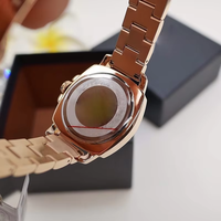 Montre pour femme en strass, boîtier coussin or rose, lunette en cristal, cadran floral, chic, élégante, stylée, à quartz, cadeau, résistante à l'eau