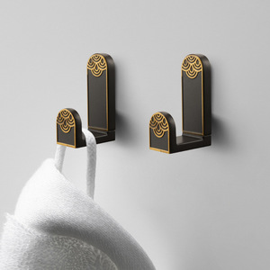 ตะขอเกี่ยวแบบเดี่ยว ผลิตจากโลหะผสมสังกะสี รับน้ำหนักได้ 10-15 กก. สำหรับแขวนผนัง ประตู ตู้เสื้อผ้า สไตล์จีนโบราณ สีบรอนซ์โบราณ รุ่น K650 - Product Image 1