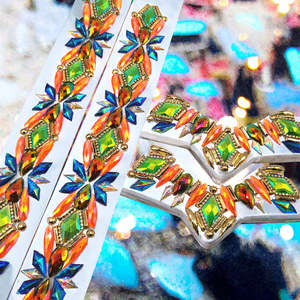 Costumi e Accessori per il Carnevale di Notting Hill, Fiori Termoadesivi, Strass in Resina Iridescente per Borse - Product Image 3