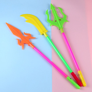 Épée Trident Lumineuse Électronique Clignotante, Couteau Guan Gong en Plastique, Jouet Lumineux pour Enfants et Jeunes, Idéal pour Fêtes et Marchés Nocturnes - Product Image 2