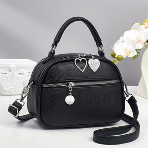 Wholesale Newest <b>Handbag</b> Women's <b>Small</b> Crossbody Shoulder Bag Collection New Clutch Bag Women <b>Handbags</b> With Heart Pendant - Product Image 1