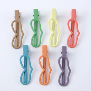 Minimalist Seamless Hair <b>Clip</b> 12 Cm Metal Daily Use Women's Side Wispy Hair Accessory - Product Image 1