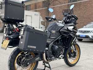 Moto d'aventure VOGE DS625X à essence, moteur 600cc refroidi, bicylindre, 47kW, freins Nissin, ABS, TCS - Product Image 2