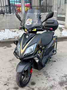 <span class=keywords><strong>Scooter</strong></span> <span class=keywords><strong>Suzuki</strong></span> UY125 125cc à refroidissement par air EFI - Product Image 6