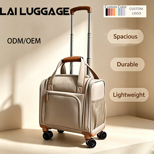 Valise de <span class=keywords><strong>cabine</strong></span> <span class=keywords><strong>ultra</strong></span>-légère de 20 pouces en tissu Oxford, approuvée par les compagnies aériennes, avec poignée souple pour les courts séjours - Product Image 1