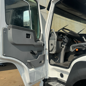 Camion-citerne Sinotruk d'occasion 20000L Diesel 20CBM Transport d'eau Howo 6x4 Camion-citerne à eau pour l'aménagement paysager - Product Image 5