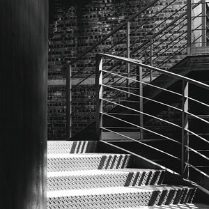 <span class=keywords><strong>Escalier</strong></span> en acier au carbone industriel résistant aux intempéries avec main courante sécurisée pour villa, complexe hôtelier et usine industrielle - Product Image 5