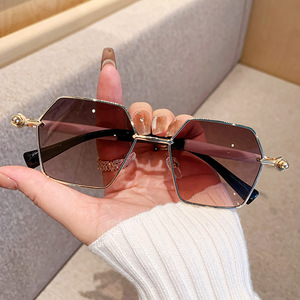 Polygonal Sunglasses Unisex UV400 PC Lens Plastic Metal Frame <b>Light</b> Weight Outdoor Square <b>Shades</b> - Product Image 1