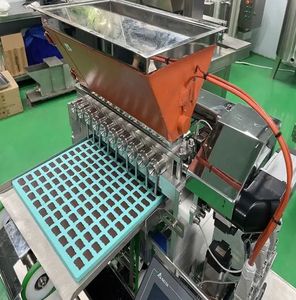 Machine de fabrication de bonbons gélifiés, sucettes, bonbons au chocolat, bonbons au caramel, machine de dépose de bonbons oursons, bonbons durs - Product Image 5