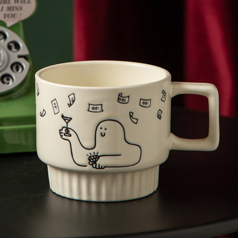 De l'argent dans beaucoup de tasses