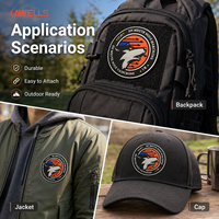 Badge micro-moulé en PVC personnalisé durable à contraste élevé pour équipement d'aventure professionnel AWELLS