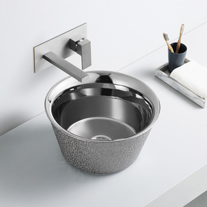 Vente en gros de lavabos en céramique de petite taille pour hôtel Lavabo simple au-dessus du comptoir avec galvanoplastie pour hôtels résidences - Product Image 1