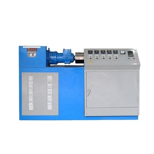Machine de fabrication de bandes en caoutchouc <span class=keywords><strong>TPE</strong></span> TPR à vis simple automatique personnalisée, composants essentiels de moteur de pompe et d'engrenage pour applications de feuilles et de tuyaux - Product Image 2