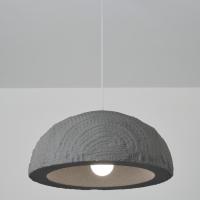 Lustre suspendu en mousse Wabi-Sabi gris sédimentaire, design dôme LED, style organique moderne, chef-d'œuvre majestueux et magnifique