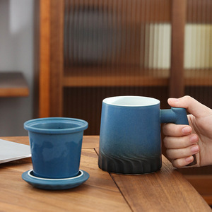 Tasse en céramique personnalisée avec logo, à effet craquelé, avec couvercle et filtre à thé, tasse de bureau créative avec poignée en bois - Product Image 2