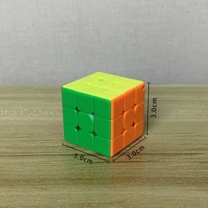 <span class=keywords><strong>Cubo</strong></span> Mágico Mini <span class=keywords><strong>3x3</strong></span> de 3cm, Color Sólido, Sin Adhesivos, Económico, para Regalo de Fiesta Educativa para Niños, con Llavero - Product Image 2