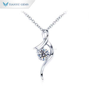 Tianyu Gems 925 Sterling Silver Gold-Plated Moissanite Pendant <b>Necklace</b> with Twisted Design Elegant Women's Jewelry - Product Image 1