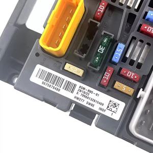 Pièces automobiles Boîte à fusibles 9809742880 9666700480 pour Peugeot 307 408 Ensemble de boîte à fusibles - Product Image 2