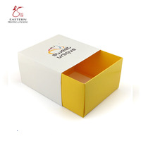 Boîte à donuts en carton alimentaire jetable, emballage personnalisé, boîte à gâteau avec fenêtre transparente, boîte à cupcakes, boîte à pâtisserie