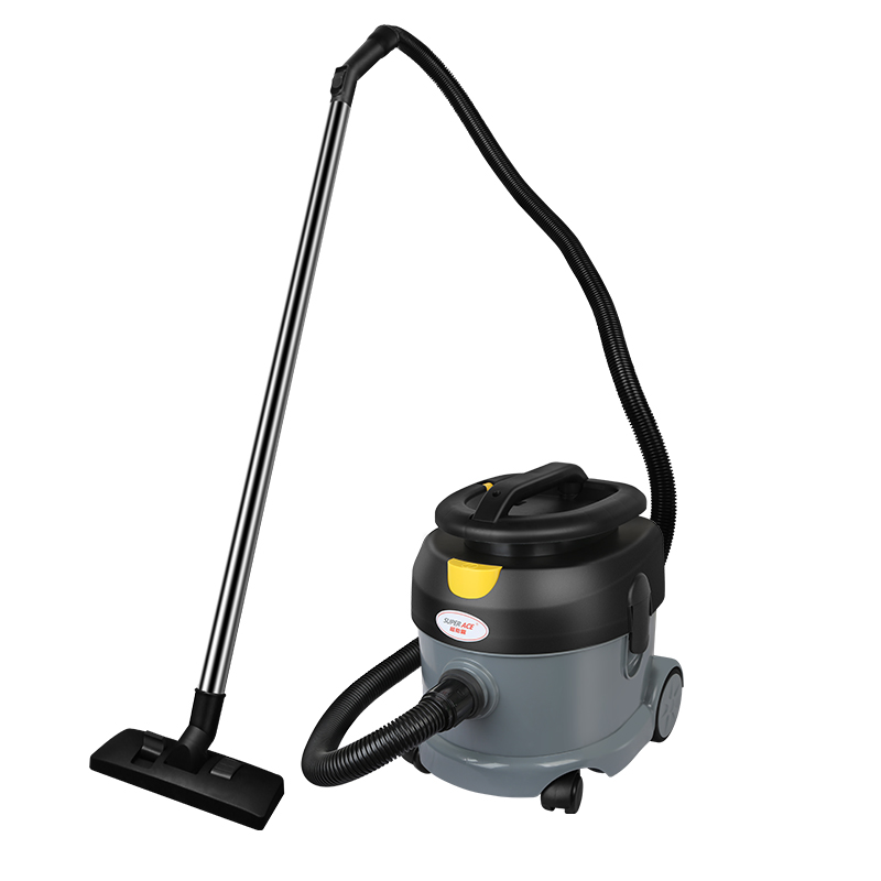 Berserk 15L Plastic Canister Vacuum Cleaner