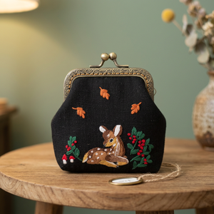 Wholesale Elegant Embroidery Animal Prints Waterproof Linen Unisex Portable <b>Wallet</b> for Formal Occasions Vintage Style <b>Small</b> Size - Product Image 2