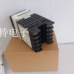   ตัวควบคุมอุณหภูมิ E5CZ 240V ระบบอัตโนมัติทางอุตสาหกรรม - Product Image 1