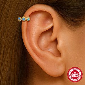 Orecchini a bottone 18K in oro placcato <span class=keywords><strong>925</strong></span> in <span class=keywords><strong>argento</strong></span> Sterling <span class=keywords><strong>Piercing</strong></span> al <span class=keywords><strong>naso</strong></span> con pietra opale bianca blu opale semplice orecchino a cerchio Clicker - Product Image 2