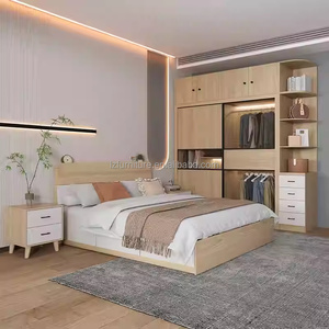 Meubles de chambre à coucher en bois clair abordables et personnalisables, ensembles de lits complets avec tables de chevet, armoire et bureau pour appartements studio - Product Image 2
