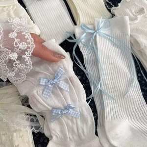 Chaussettes en dentelle pour femmes, mi-mollet, avec nœud, respirantes, absorbant la transpiration, nœud perlé, nœud blanc, nœud argenté, pour jeunes de 18 à 40 ans - Product Image 2