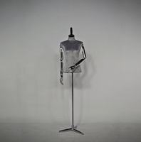 Torse de mannequin demi-corps en tissu féminin avec bras couleur argent