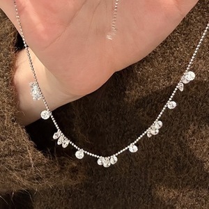 Collar de Plata de Ley S925 con Forma de Estrella, Acabado Cepillado de Alta Gama, Brillante, para Otoño e Invierno, para Usar con Suéteres en Capas, Collares Modernos - Product Image 1